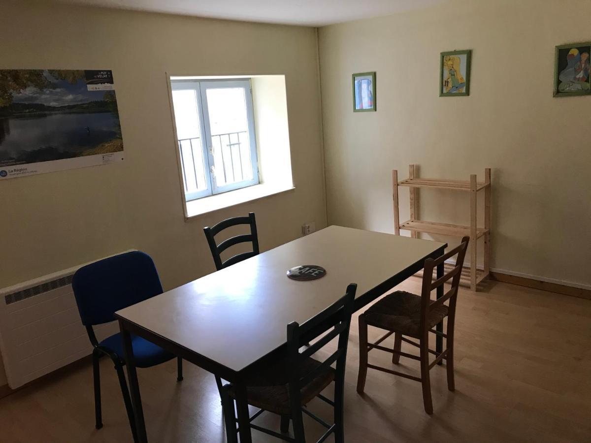 Espace Grenouillit Le Puy En Velay Экстерьер фото